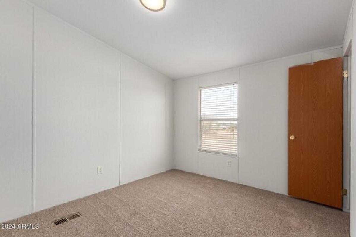 Picture of Home For Sale in Maricopa, Arizona, United States