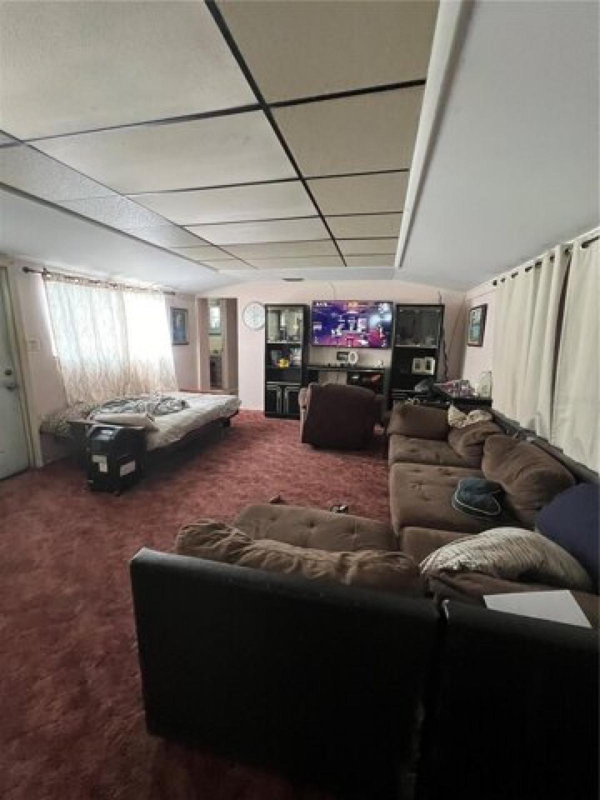 Picture of Home For Sale in Okeechobee, Florida, United States