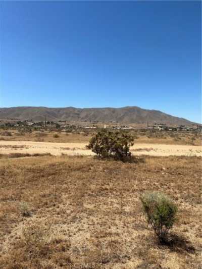 Residential Land For Sale in Apple Valley, California