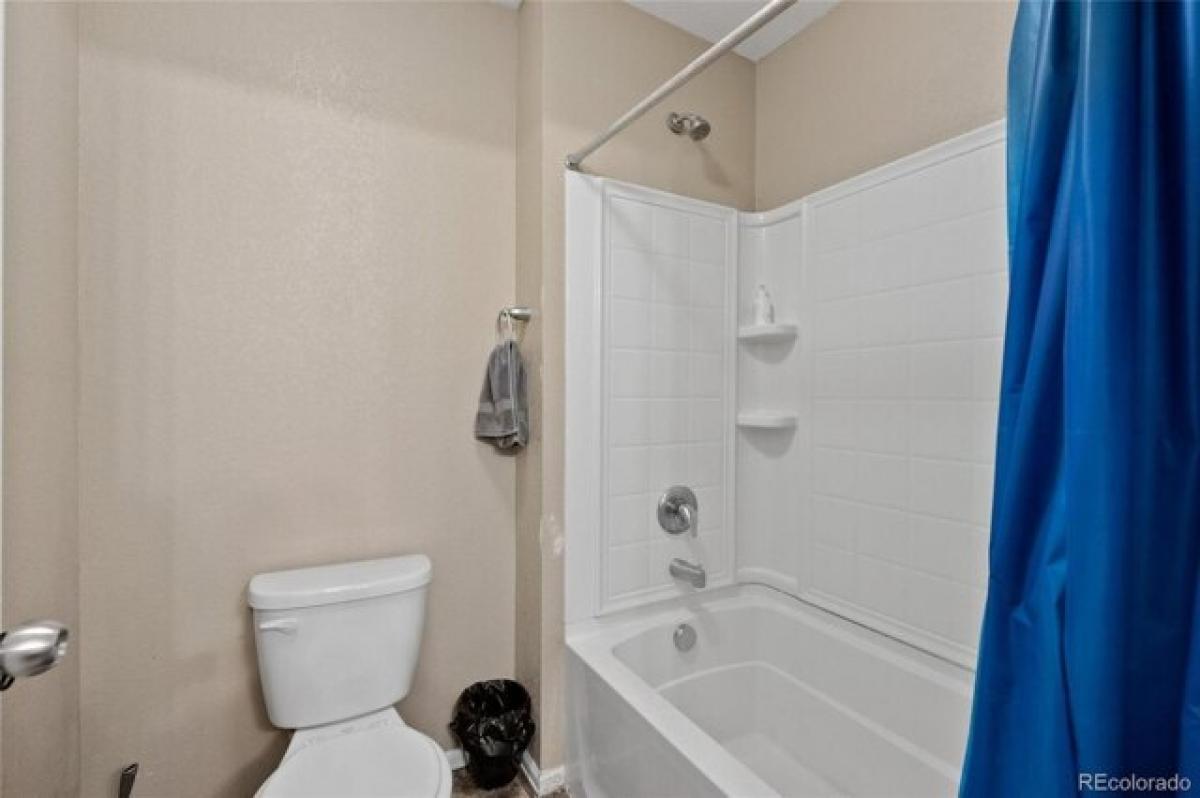 Picture of Home For Sale in Brighton, Colorado, United States