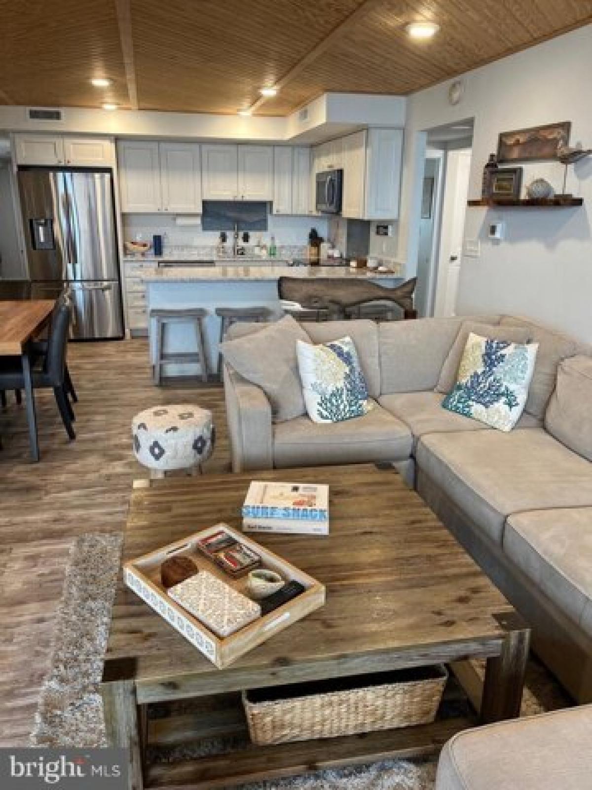 Picture of Home For Sale in Ocean City, Maryland, United States