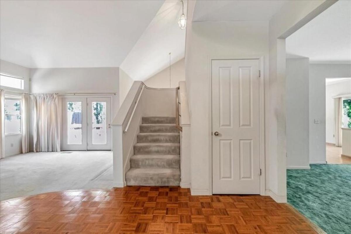 Picture of Home For Sale in Fairfield, California, United States