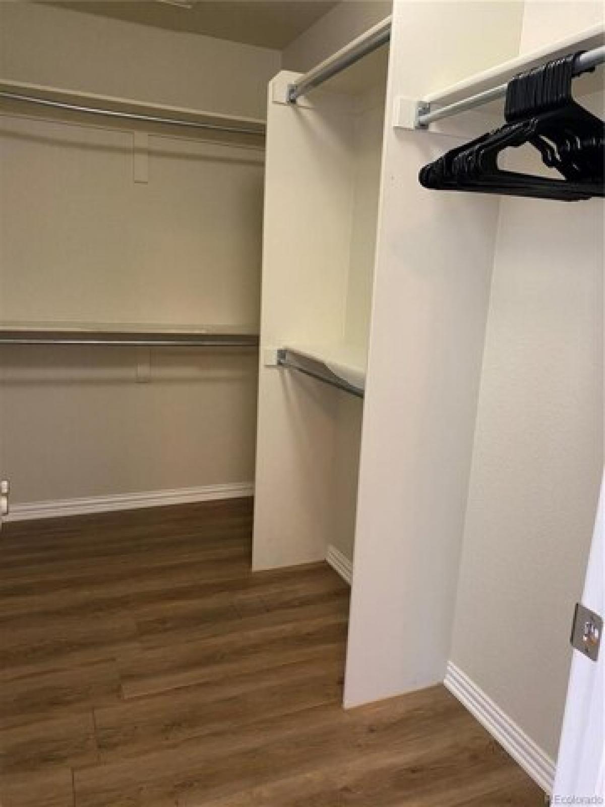 Picture of Home For Sale in Lakewood, Colorado, United States