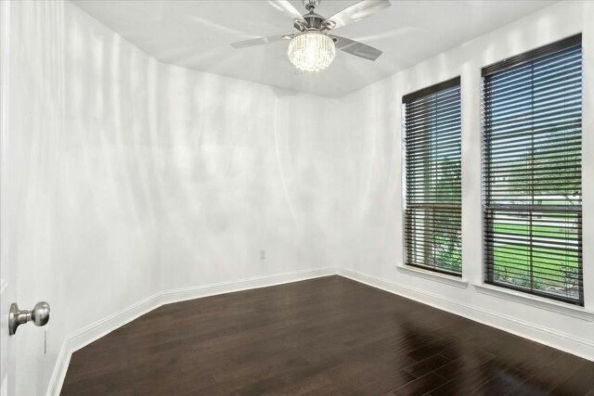 Picture of Home For Sale in Beaumont, Texas, United States