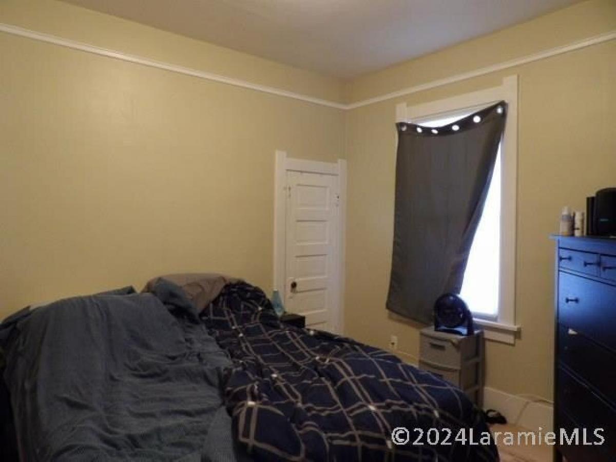 Picture of Home For Sale in Laramie, Wyoming, United States