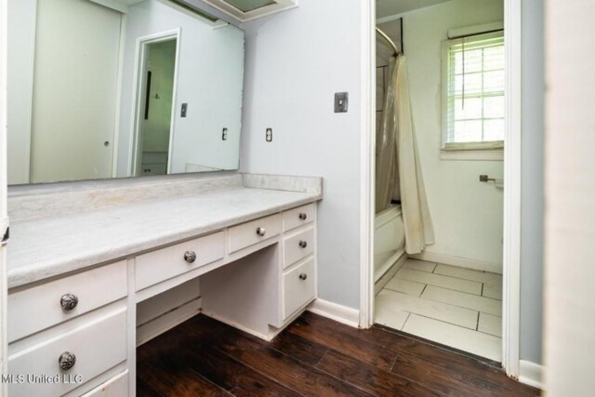 Picture of Home For Sale in Jackson, Mississippi, United States