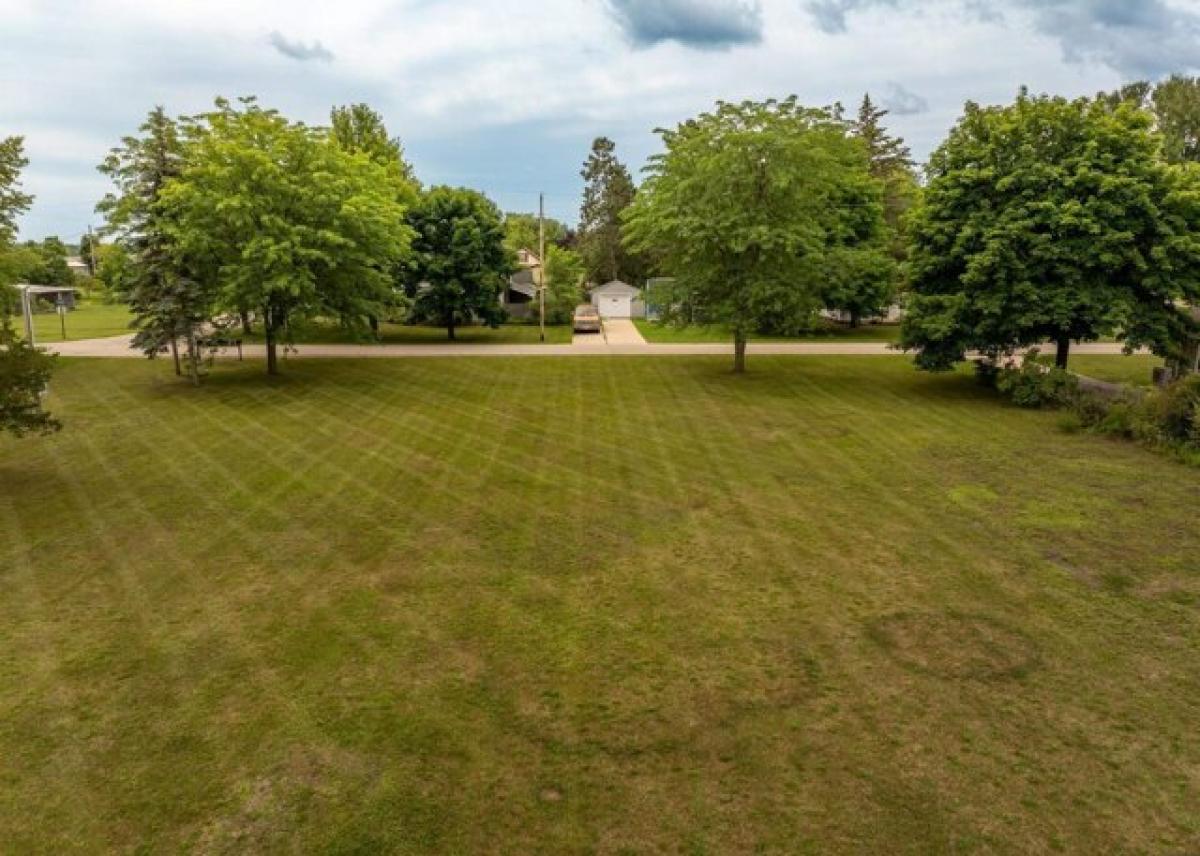 Picture of Residential Land For Sale in Gladwin, Michigan, United States