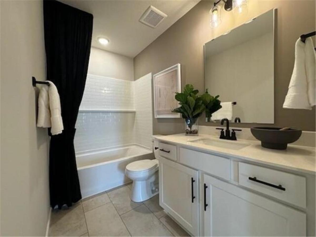 Picture of Home For Sale in Woodbury, Minnesota, United States