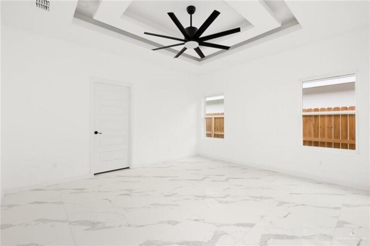 Picture of Home For Sale in San Juan, Texas, United States