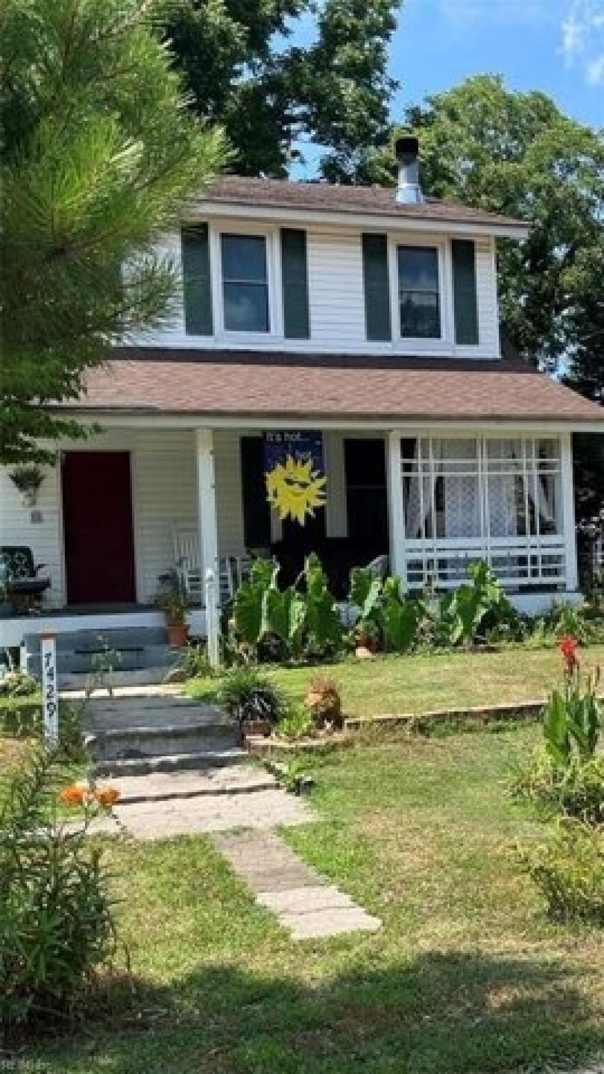 Picture of Home For Sale in Norfolk, Virginia, United States