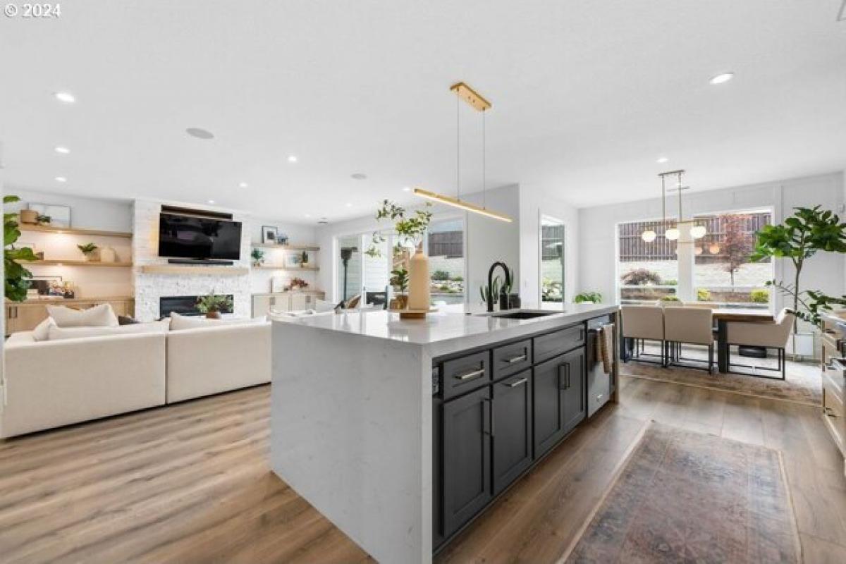 Picture of Home For Sale in Washougal, Washington, United States