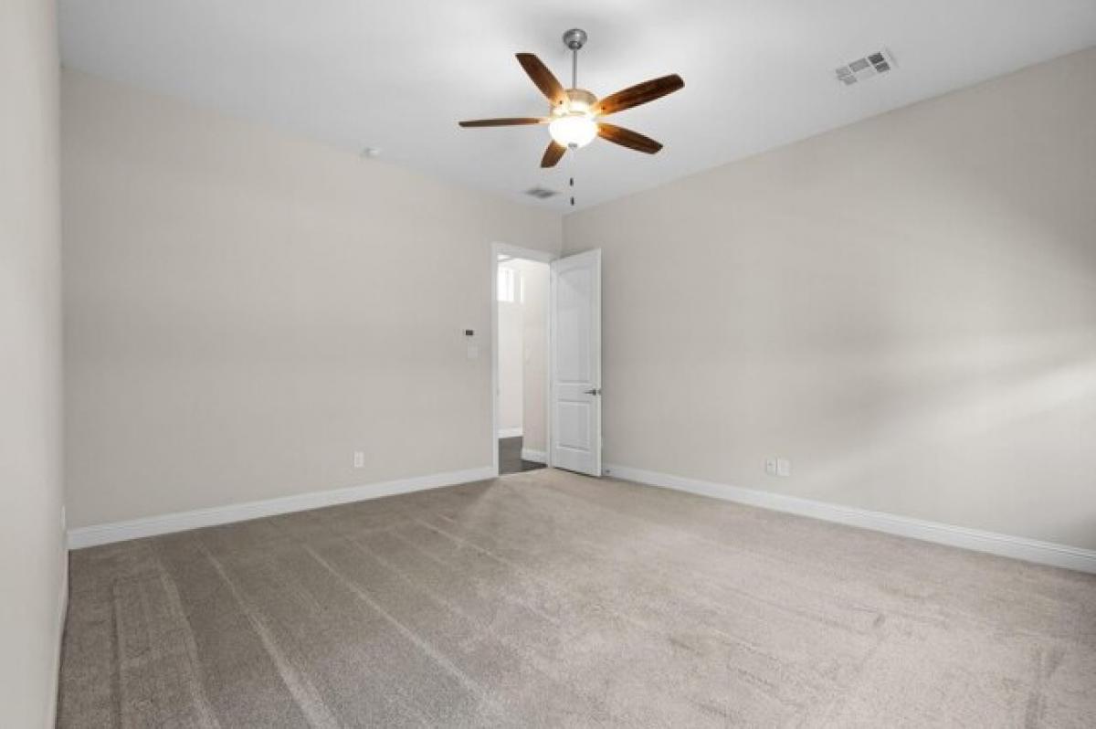 Picture of Home For Sale in Argyle, Texas, United States