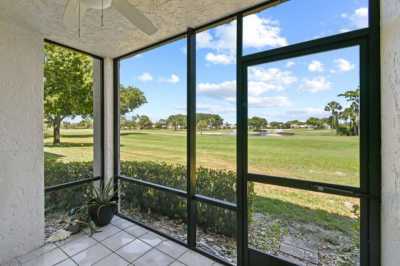 Home For Sale in Palm Beach Gardens, Florida