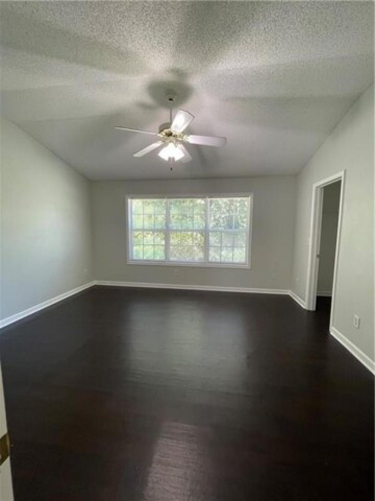 Picture of Home For Sale in Union City, Georgia, United States