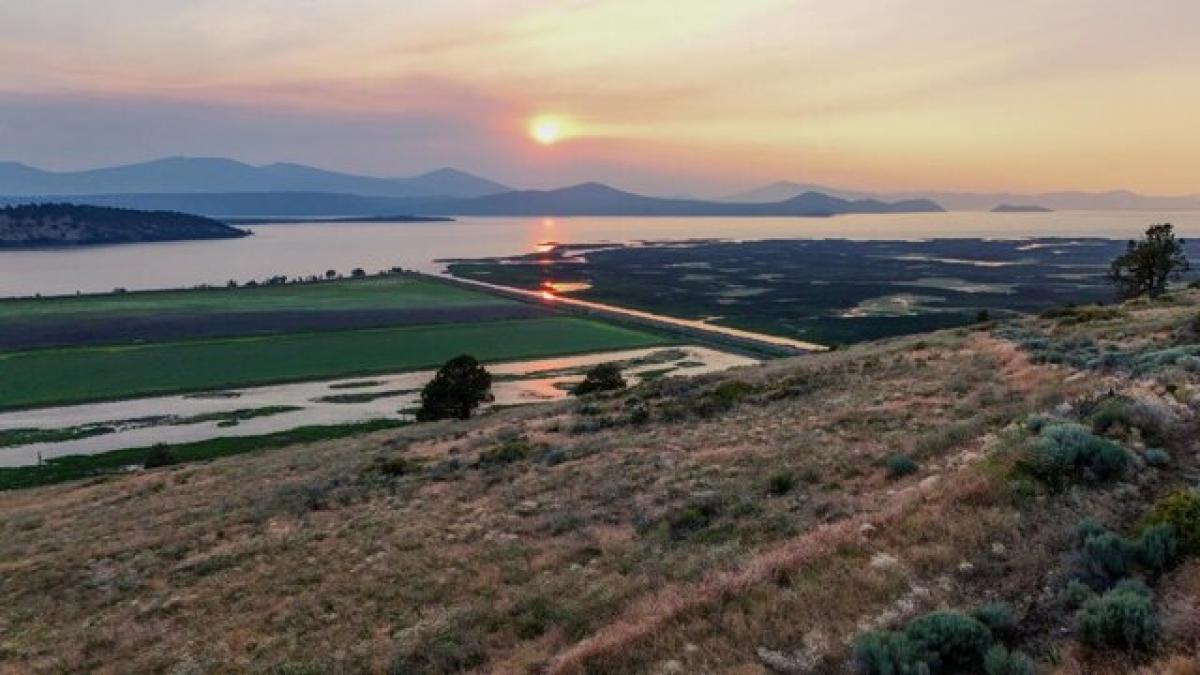 Picture of Residential Land For Sale in Klamath Falls, Oregon, United States