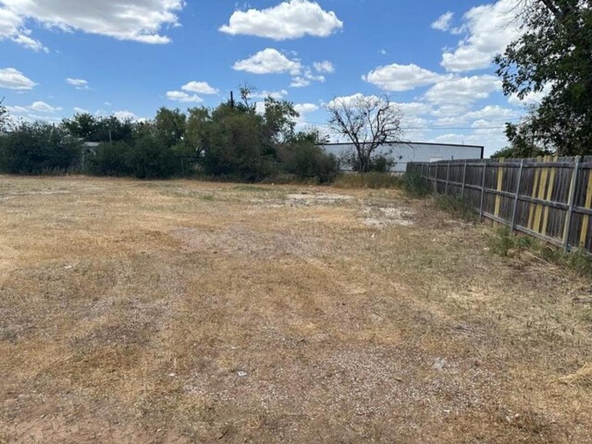 Picture of Residential Land For Sale in San Angelo, Texas, United States