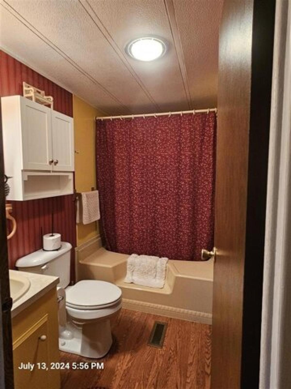 Picture of Home For Sale in Grove, Oklahoma, United States