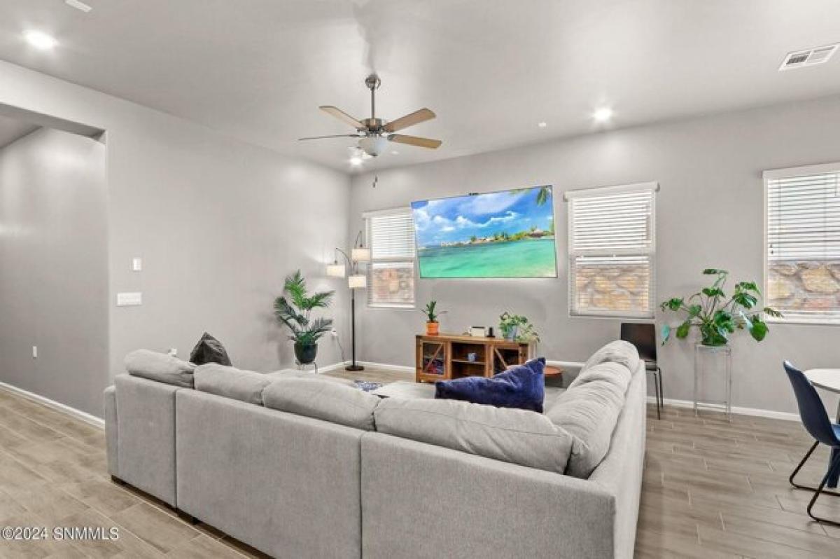 Picture of Home For Sale in Las Cruces, New Mexico, United States