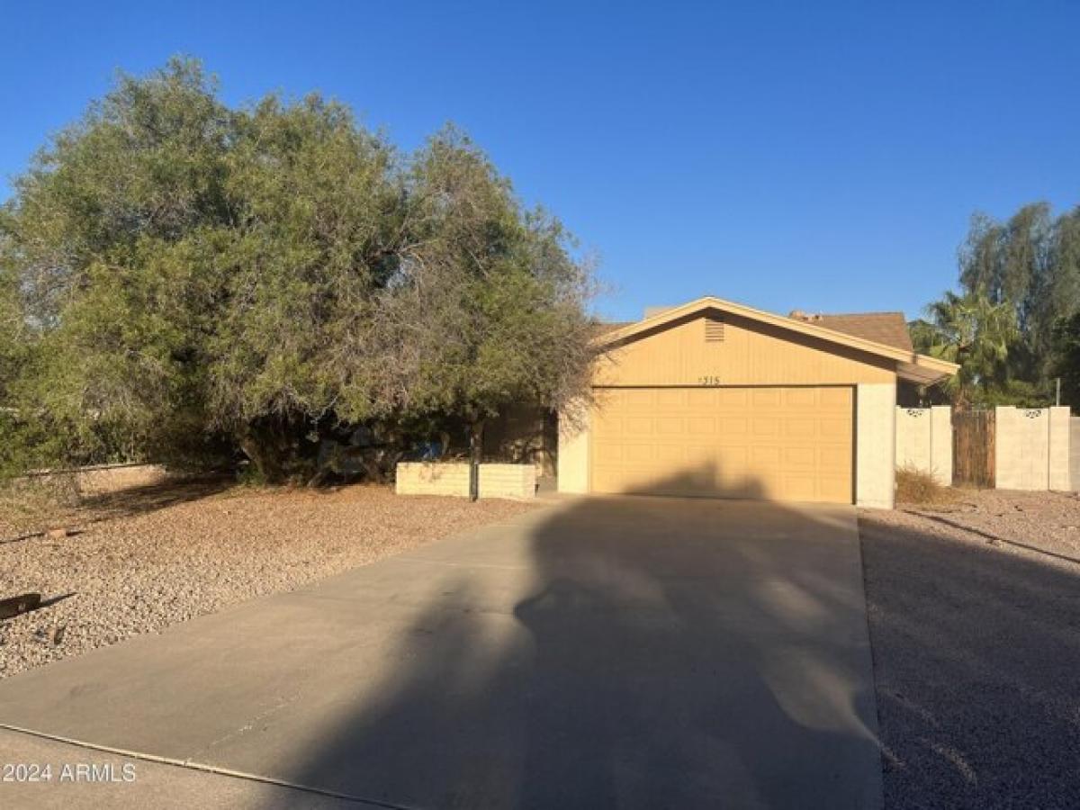 Picture of Home For Sale in Tempe, Arizona, United States