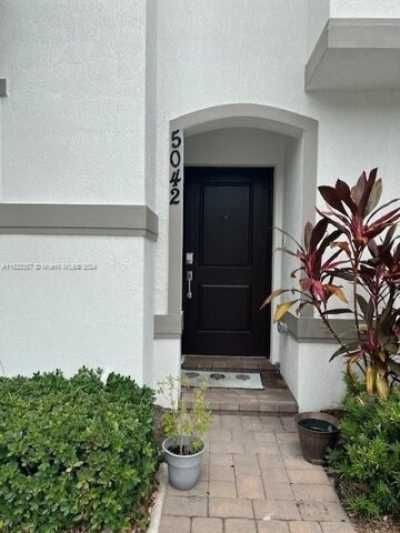 Home For Rent in Riviera Beach, Florida