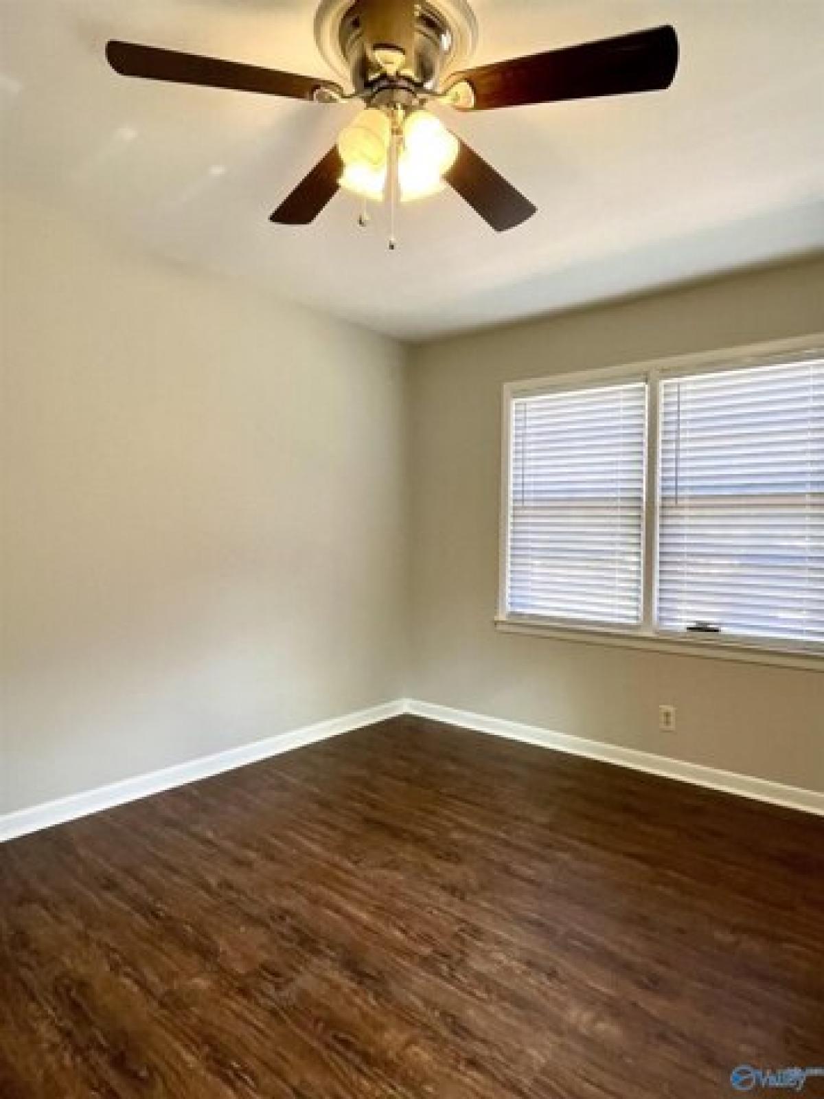 Picture of Home For Sale in Florence, Alabama, United States