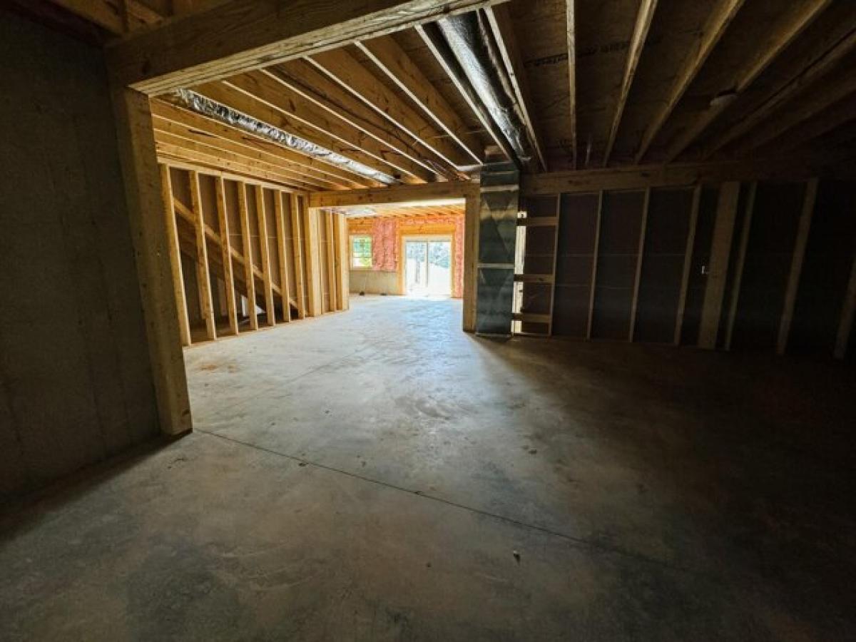 Picture of Home For Sale in Somerset, Kentucky, United States