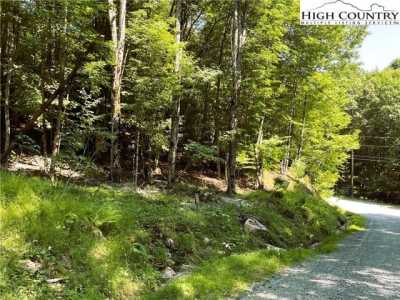 Residential Land For Sale in Beech Mountain, North Carolina