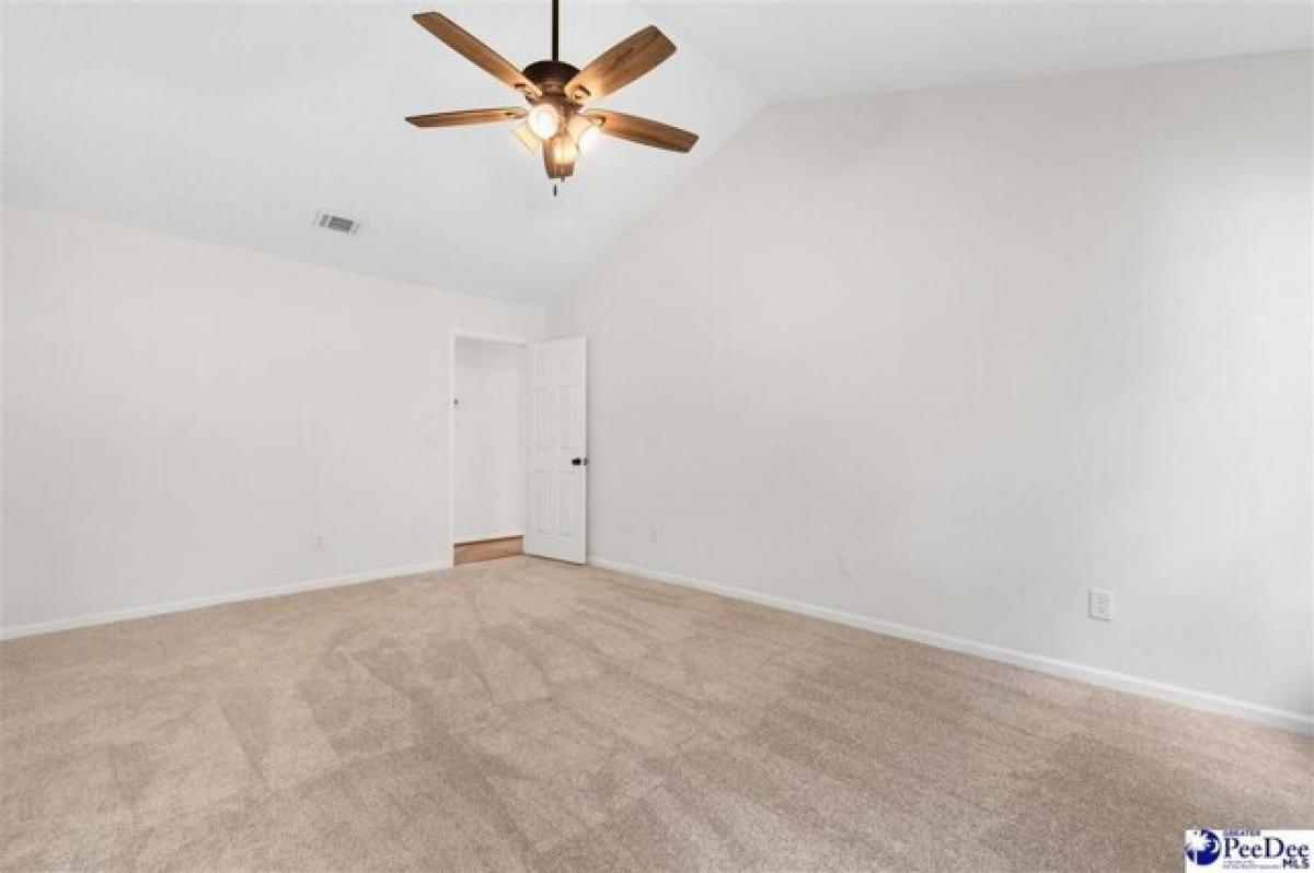 Picture of Home For Sale in Florence, South Carolina, United States