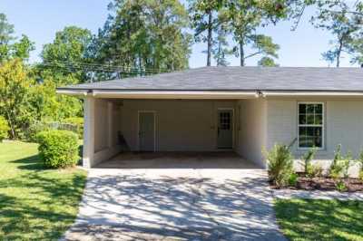 Home For Sale in Valdosta, Georgia