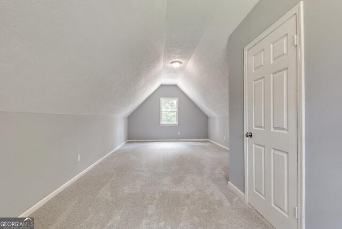 Picture of Home For Sale in Lilburn, Georgia, United States