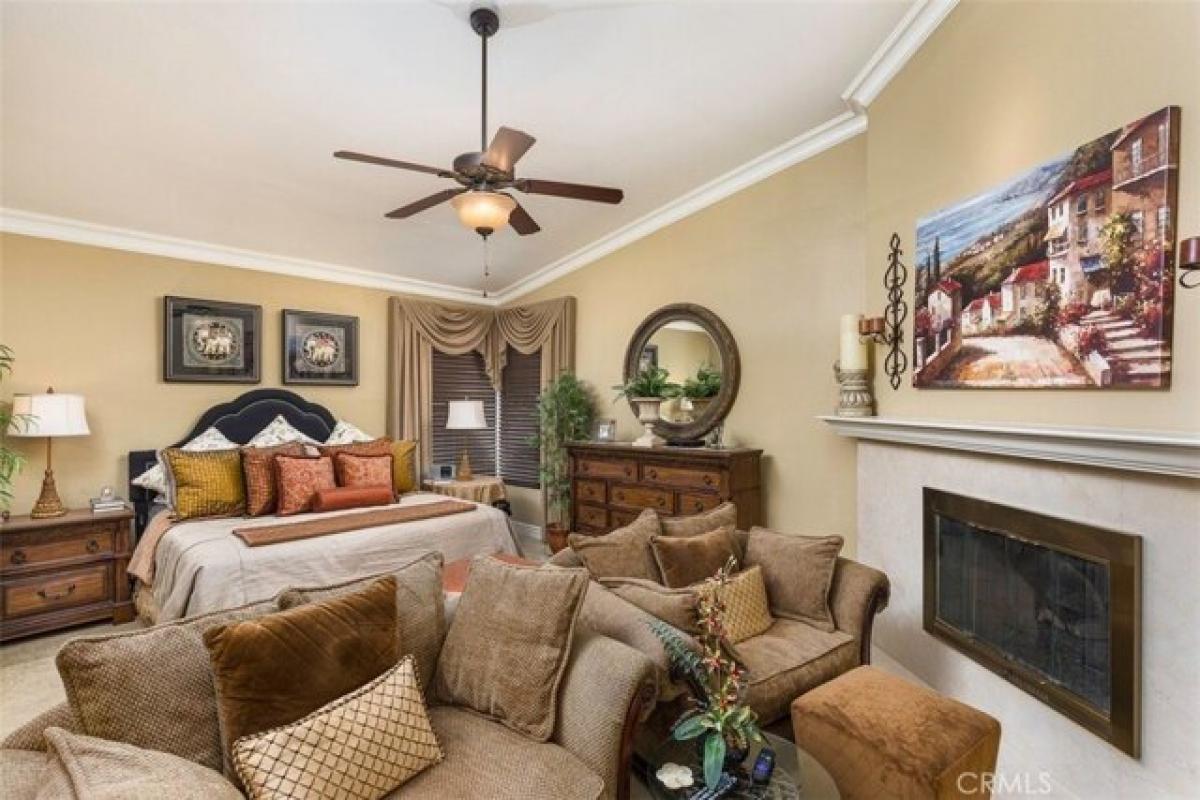 Picture of Home For Sale in Murrieta, California, United States