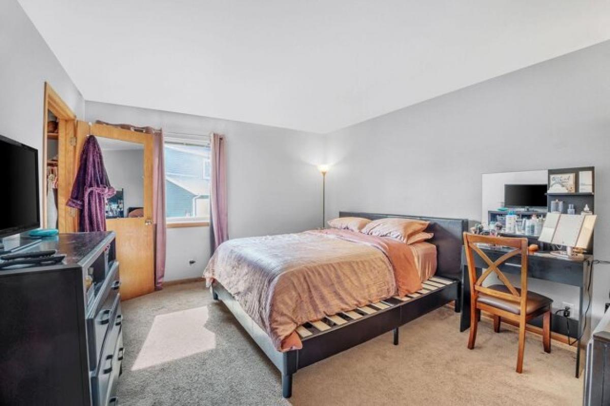 Picture of Home For Sale in Madison, Wisconsin, United States