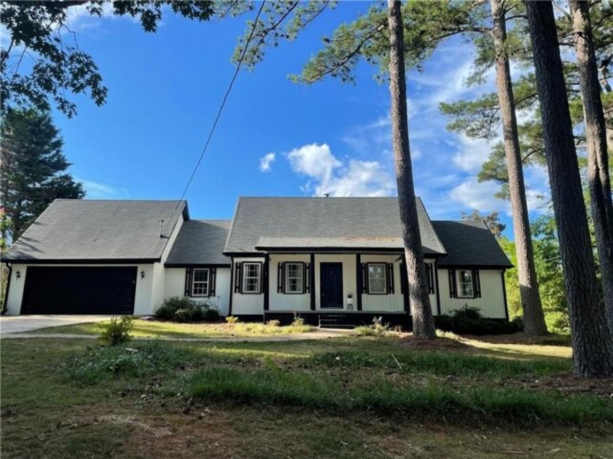 Picture of Home For Sale in Douglasville, Georgia, United States