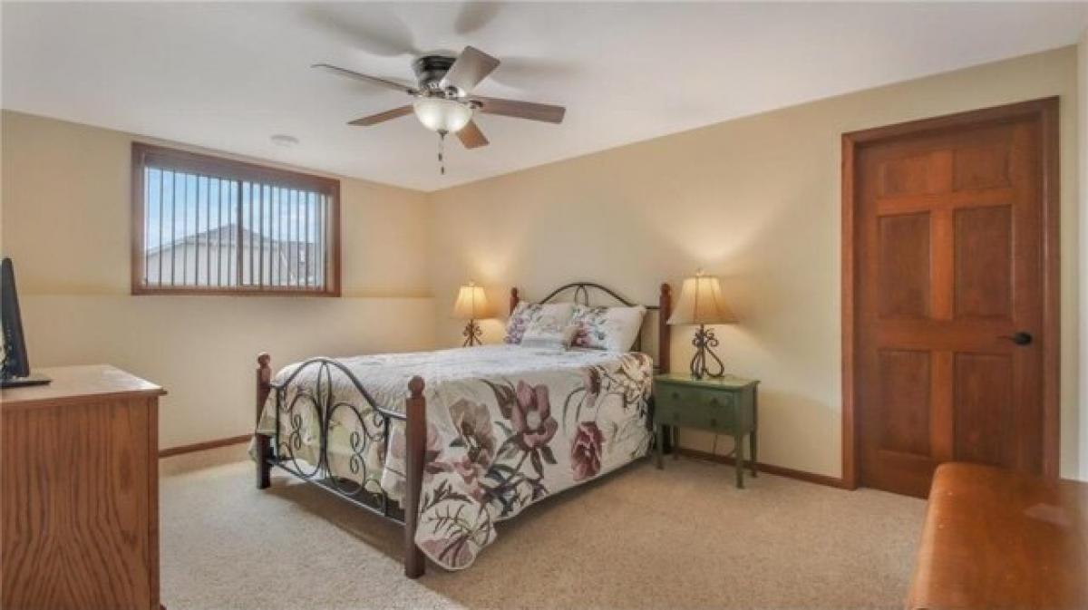 Picture of Home For Sale in Eau Claire, Wisconsin, United States