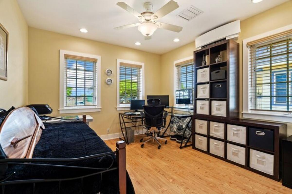 Picture of Home For Sale in Kekaha, Hawaii, United States