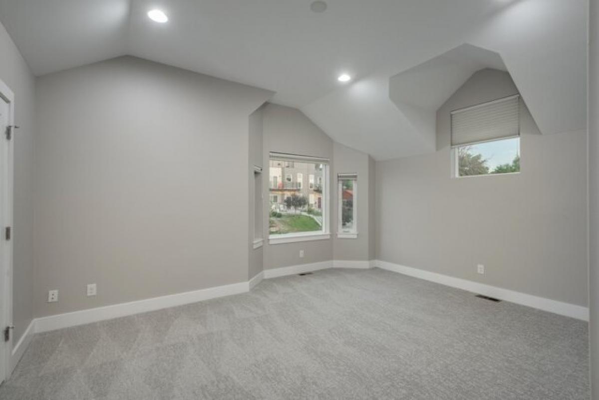 Picture of Home For Sale in Englewood, Colorado, United States