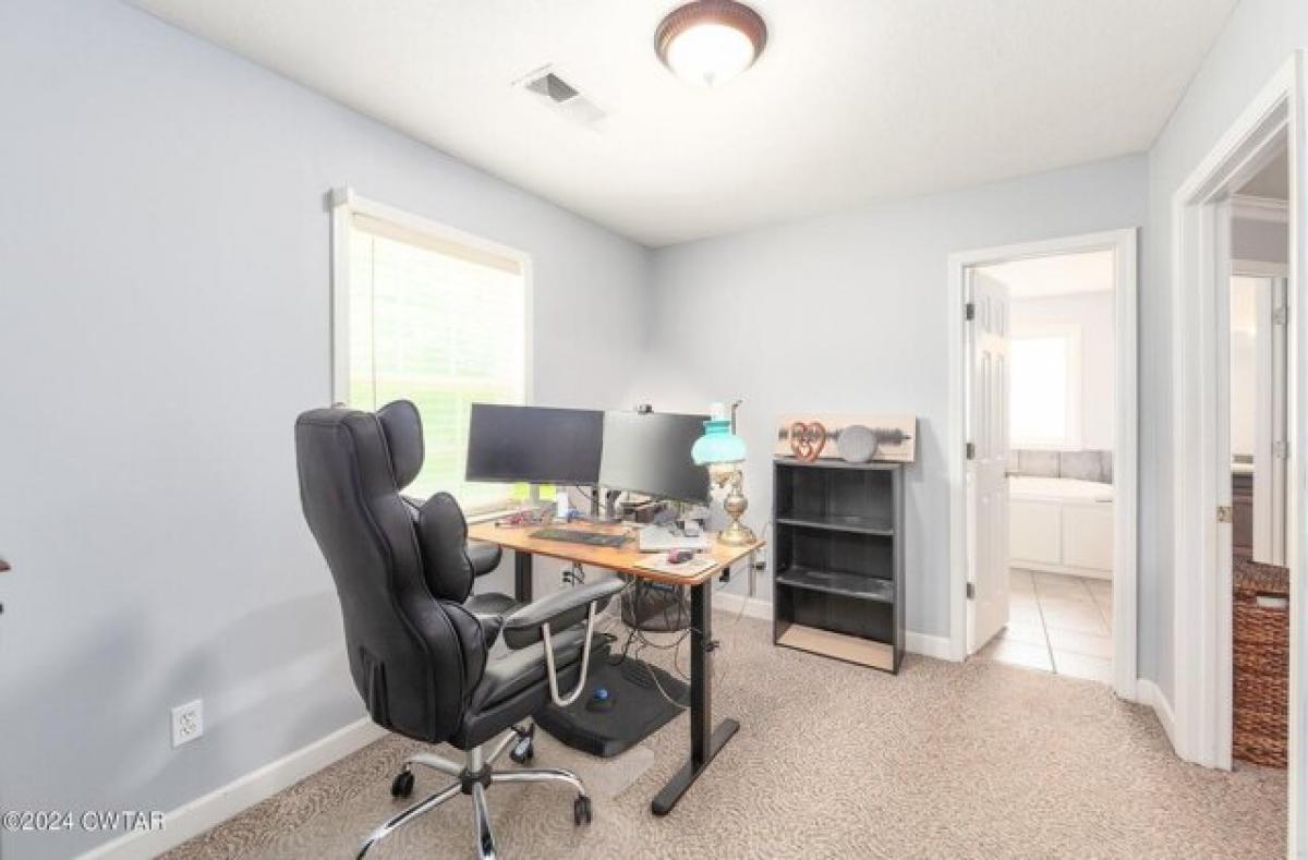 Picture of Home For Sale in Jackson, Tennessee, United States