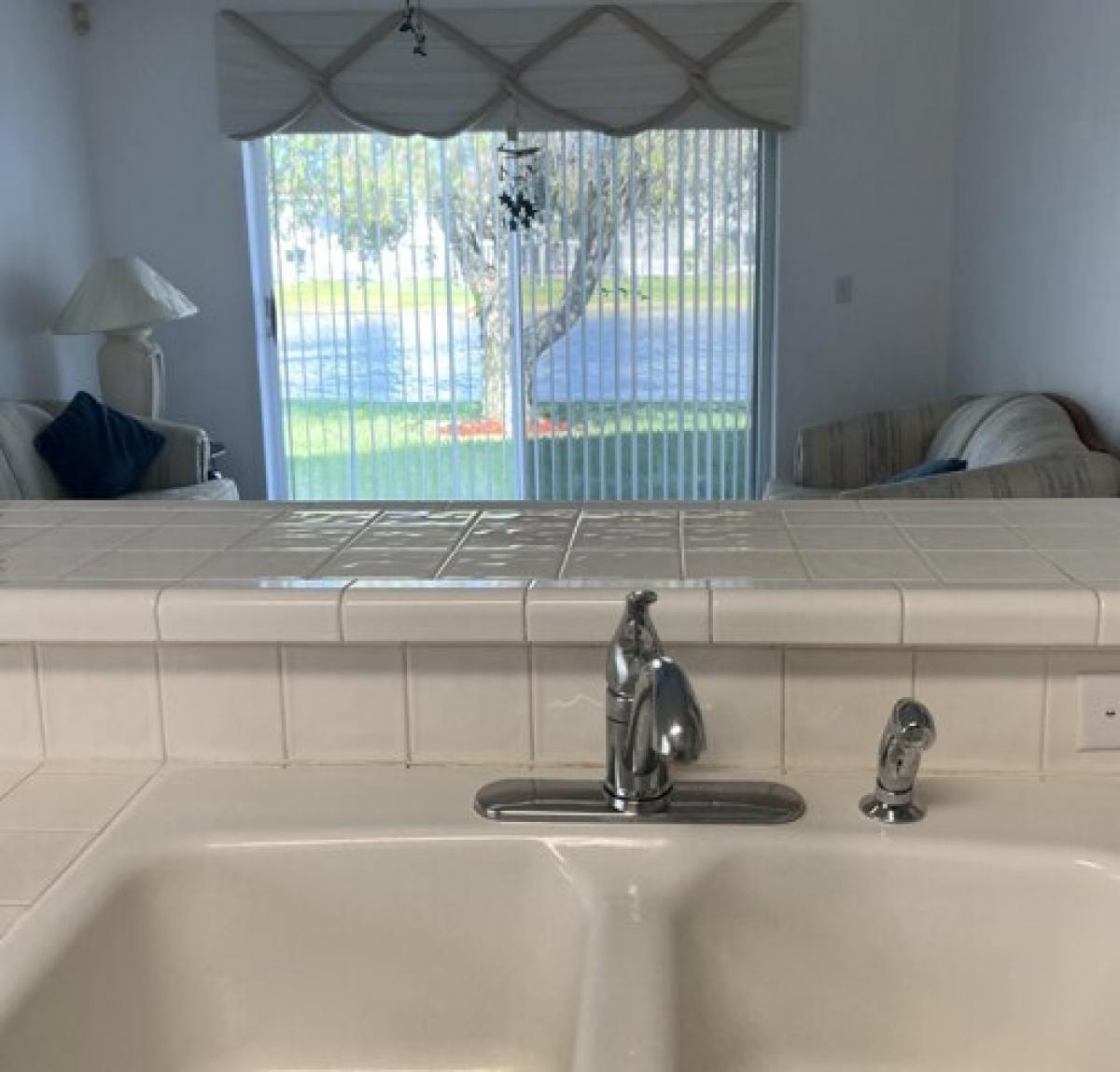 Picture of Home For Sale in Lake Worth, Florida, United States