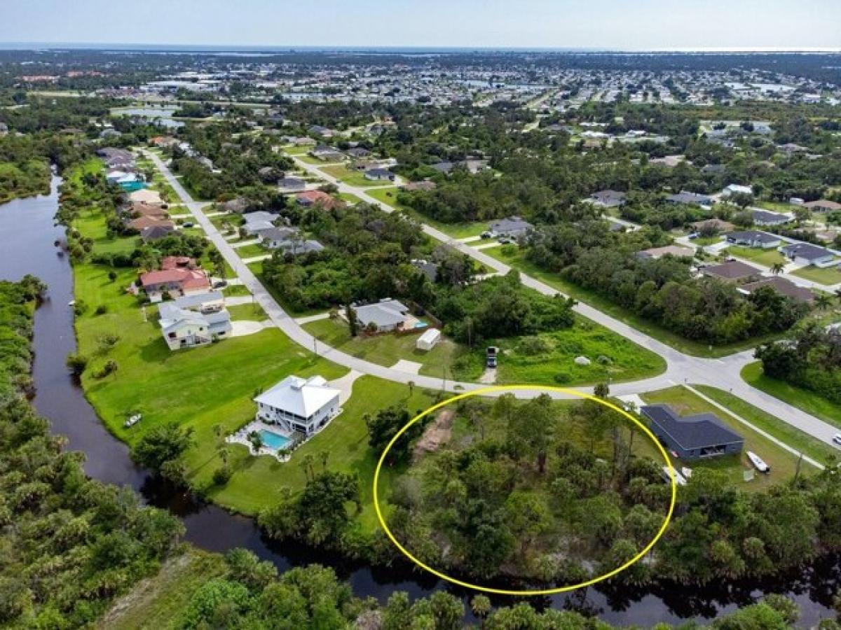 Picture of Residential Land For Sale in Englewood, Florida, United States