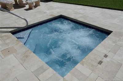 Home For Sale in Jensen Beach, Florida