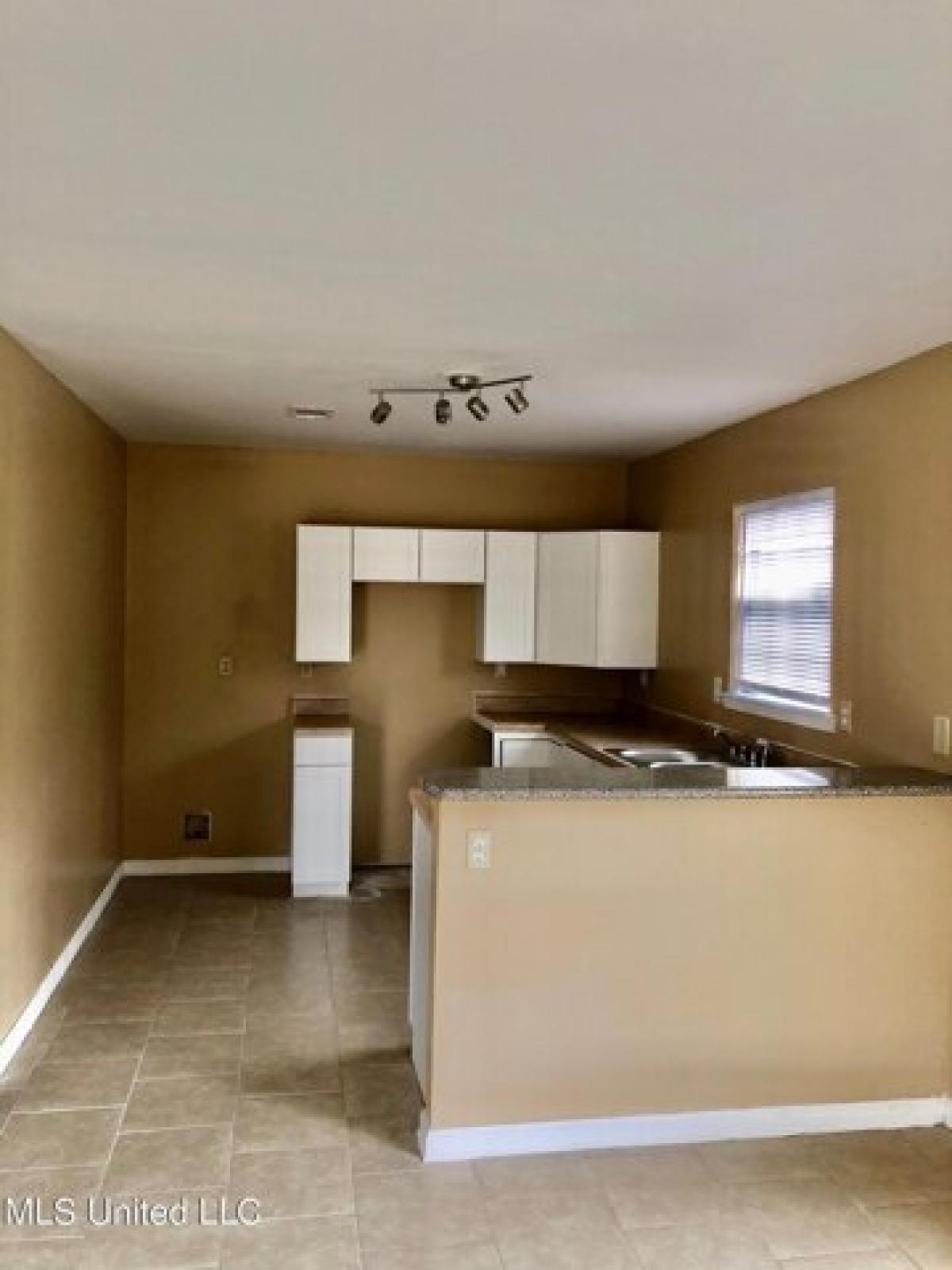 Picture of Home For Sale in Gulfport, Mississippi, United States