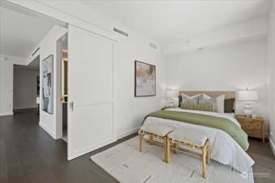 Home For Sale in Bellevue, Washington