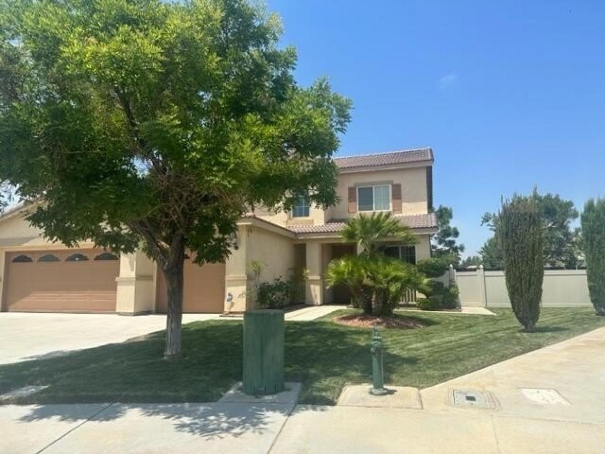 Picture of Home For Sale in Palmdale, California, United States