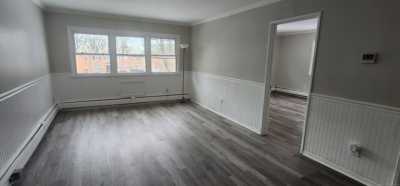 Home For Sale in Hamden, Connecticut