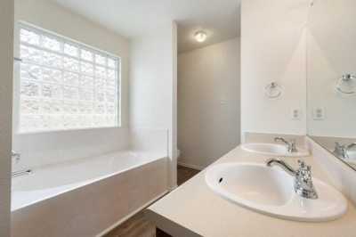 Home For Rent in Cedar Park, Texas