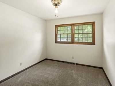 Home For Sale in Crown Point, Indiana