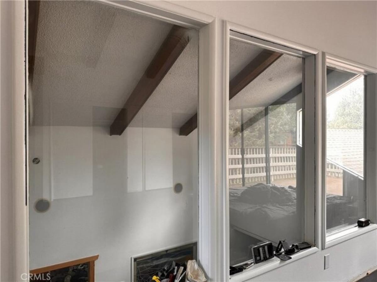 Picture of Home For Sale in Big Bear Lake, California, United States