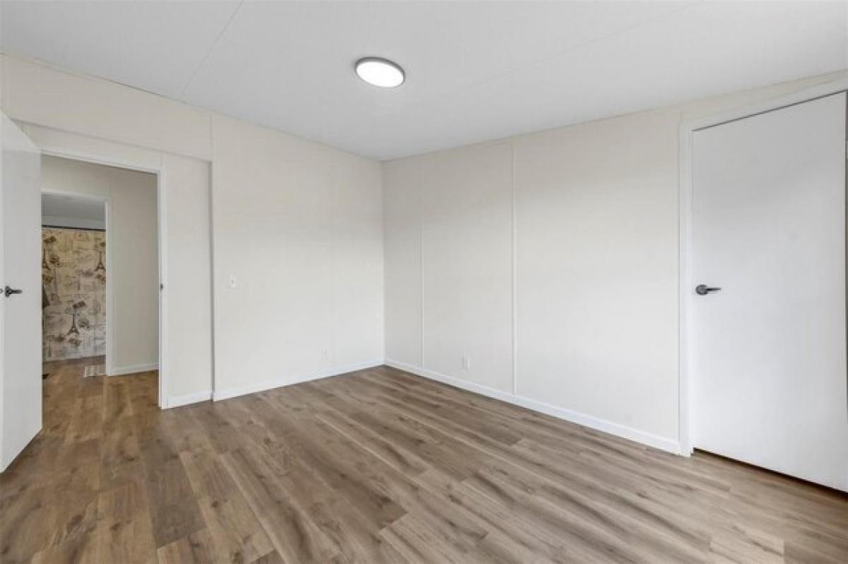 Picture of Home For Sale in Weatherford, Texas, United States