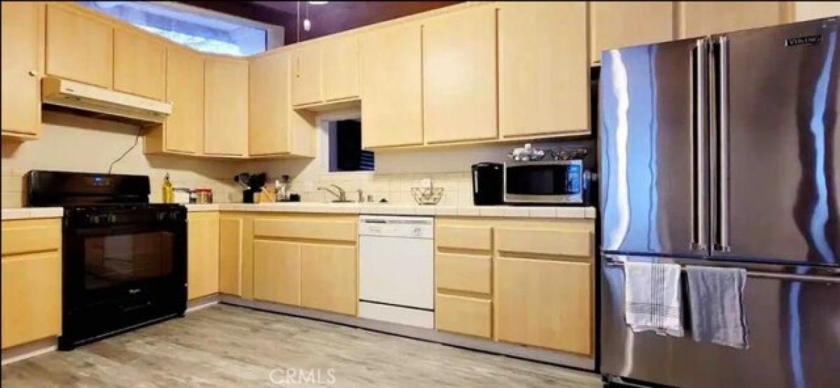 Picture of Home For Sale in Anaheim, California, United States