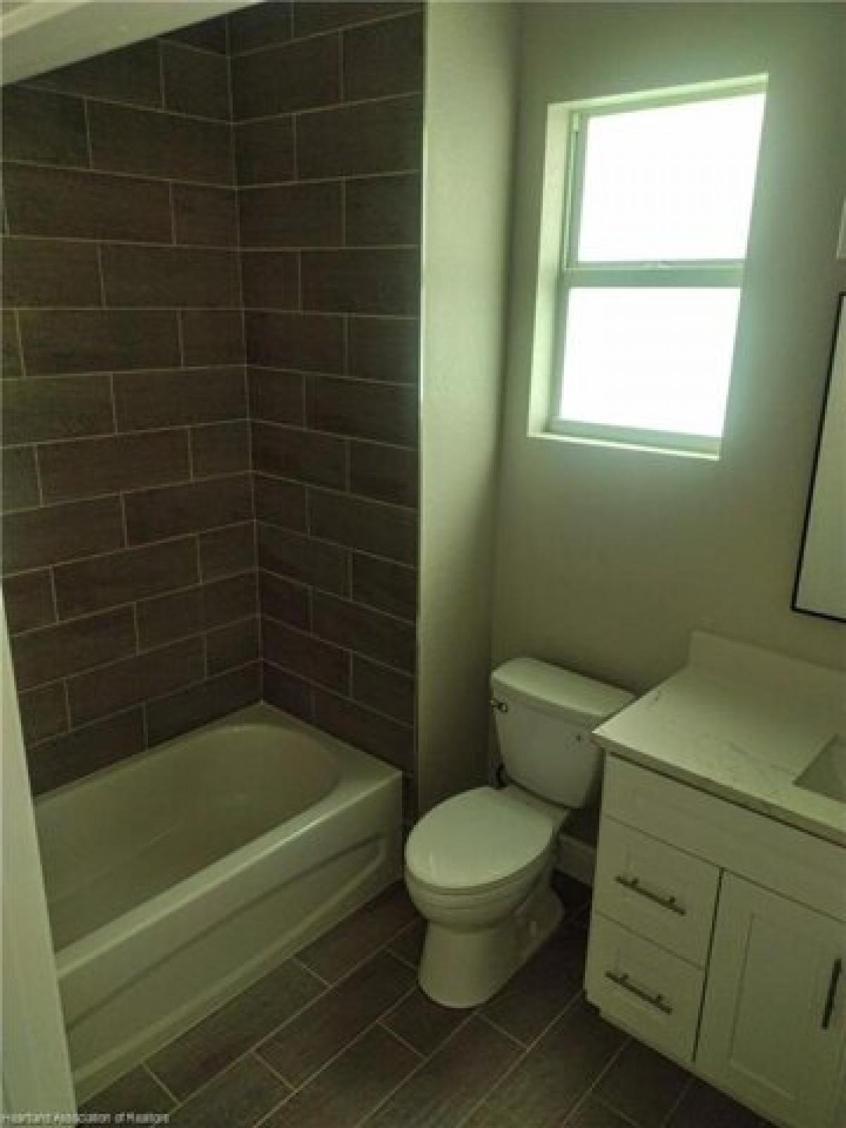 Picture of Home For Sale in Sebring, Florida, United States